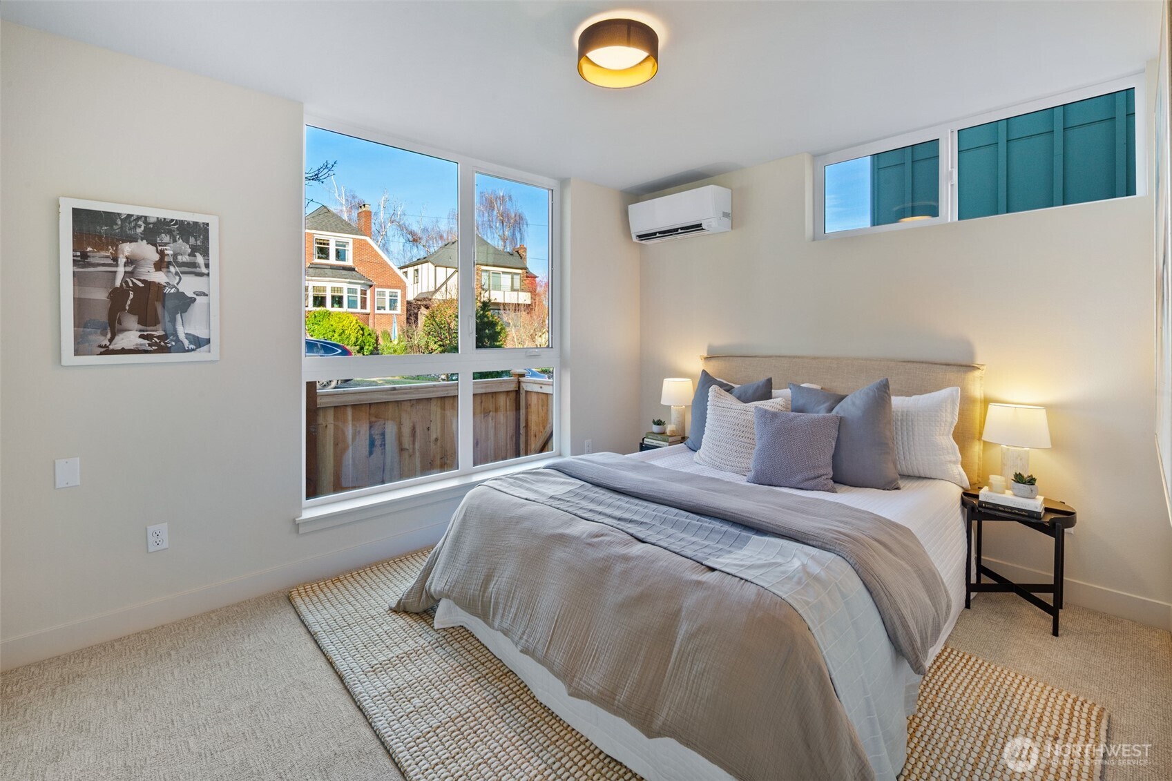 4136 Eastern Avenue N, Seattle, WA 98103