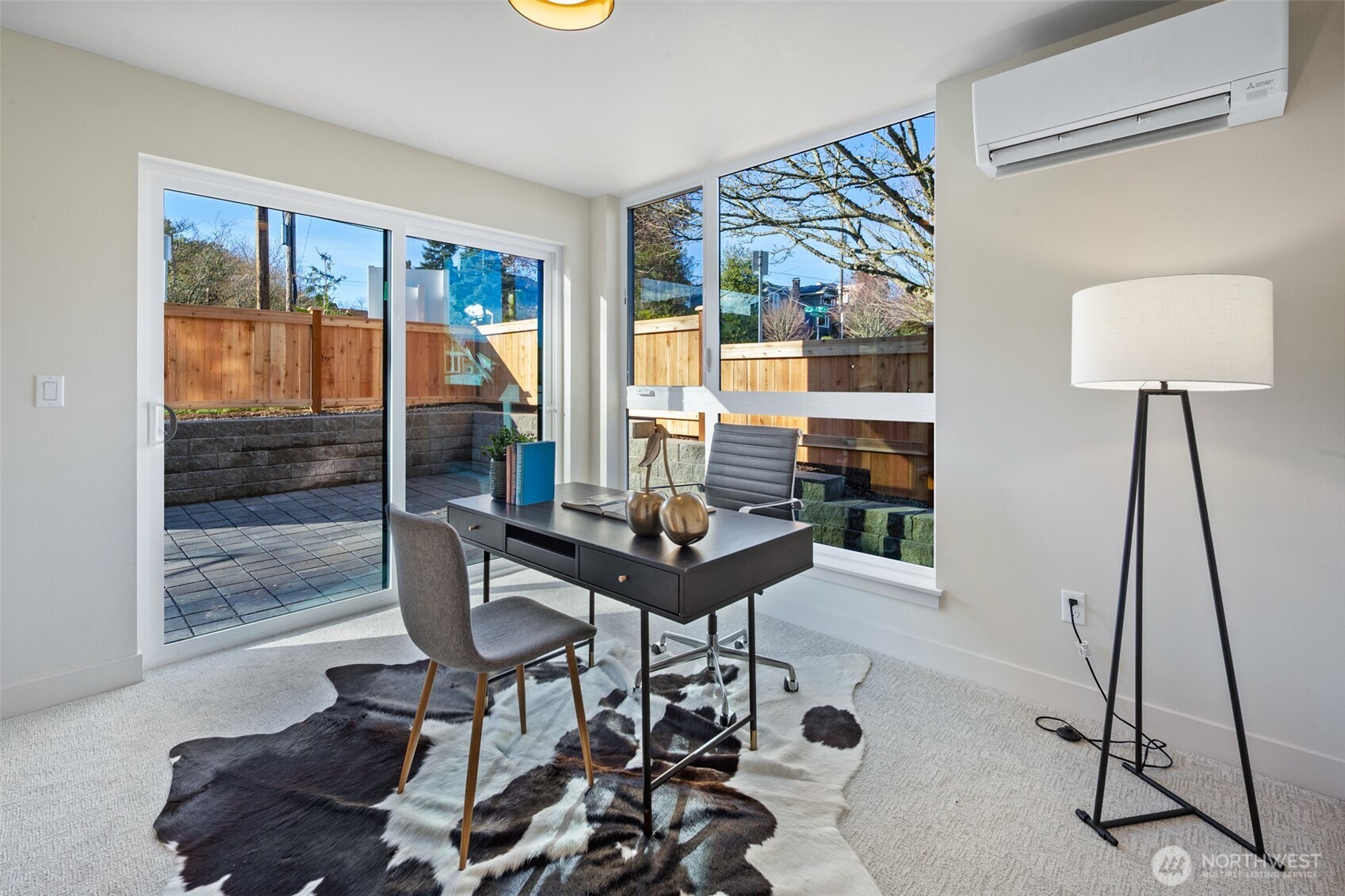 4136 Eastern Avenue N, Seattle, WA 98103