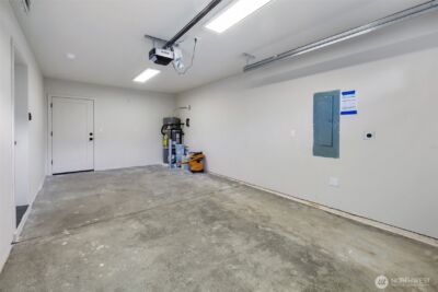 4136 Eastern Avenue N, Seattle, WA 98103 - Photo 31