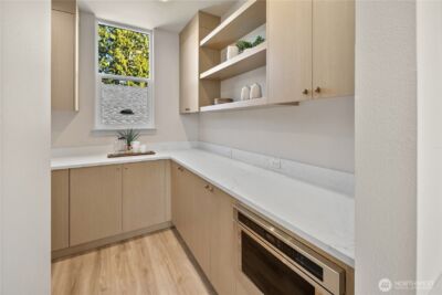 4136 Eastern Avenue N, Seattle, WA 98103 - Photo 9