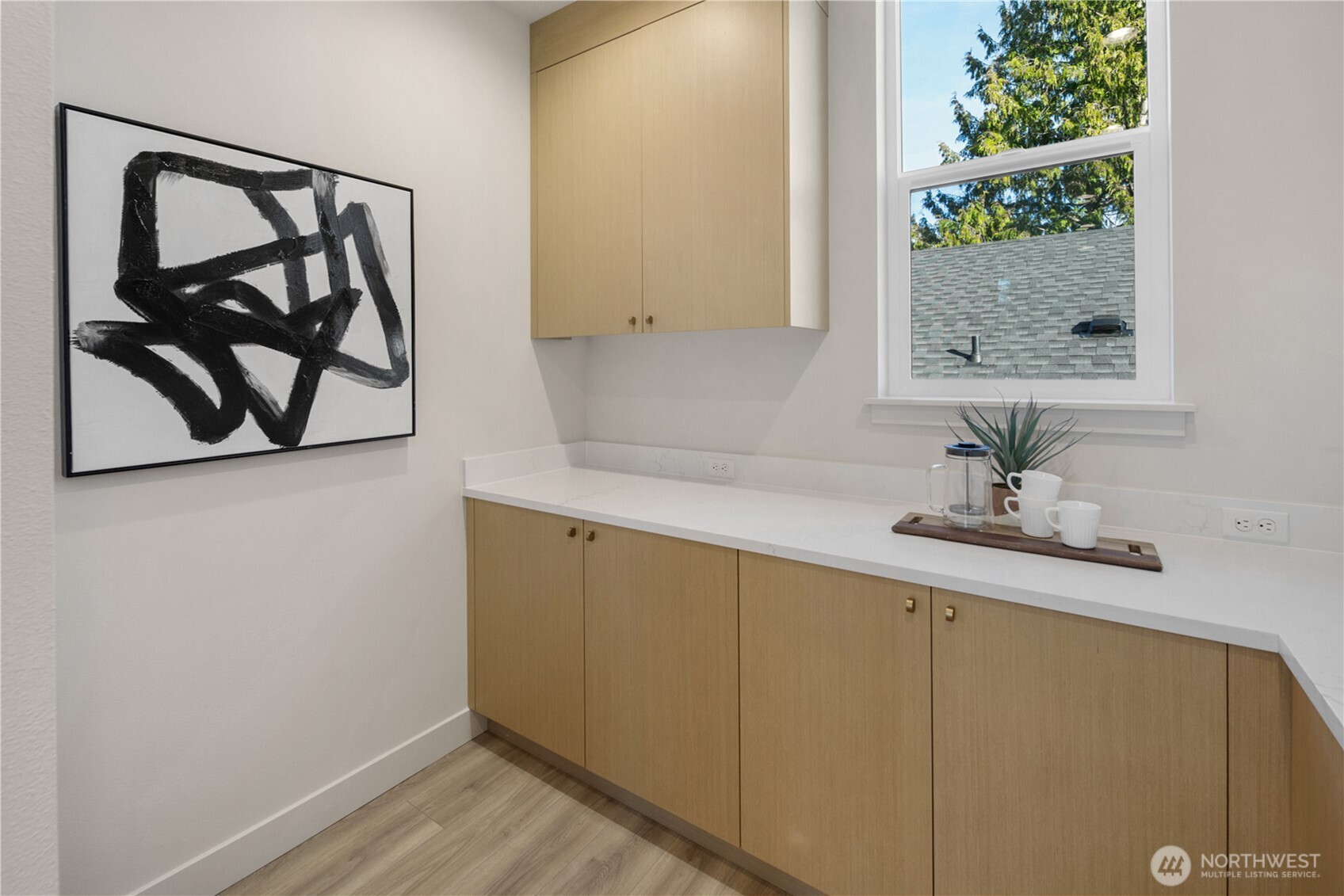 4136 Eastern Avenue N, Seattle, WA 98103