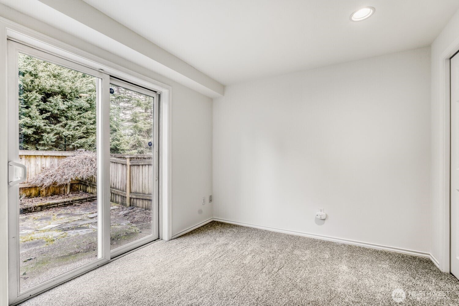 12323 10th Place NE #C, Seattle, WA 98125