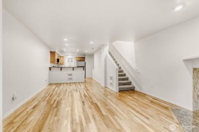 12323 10th Place NE #C, Seattle, WA 98125 - Photo 9