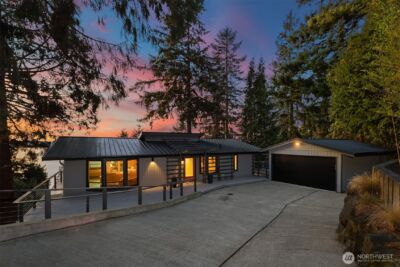 15733 25th Avenue SW, Burien, WA 98166 - Photo 2