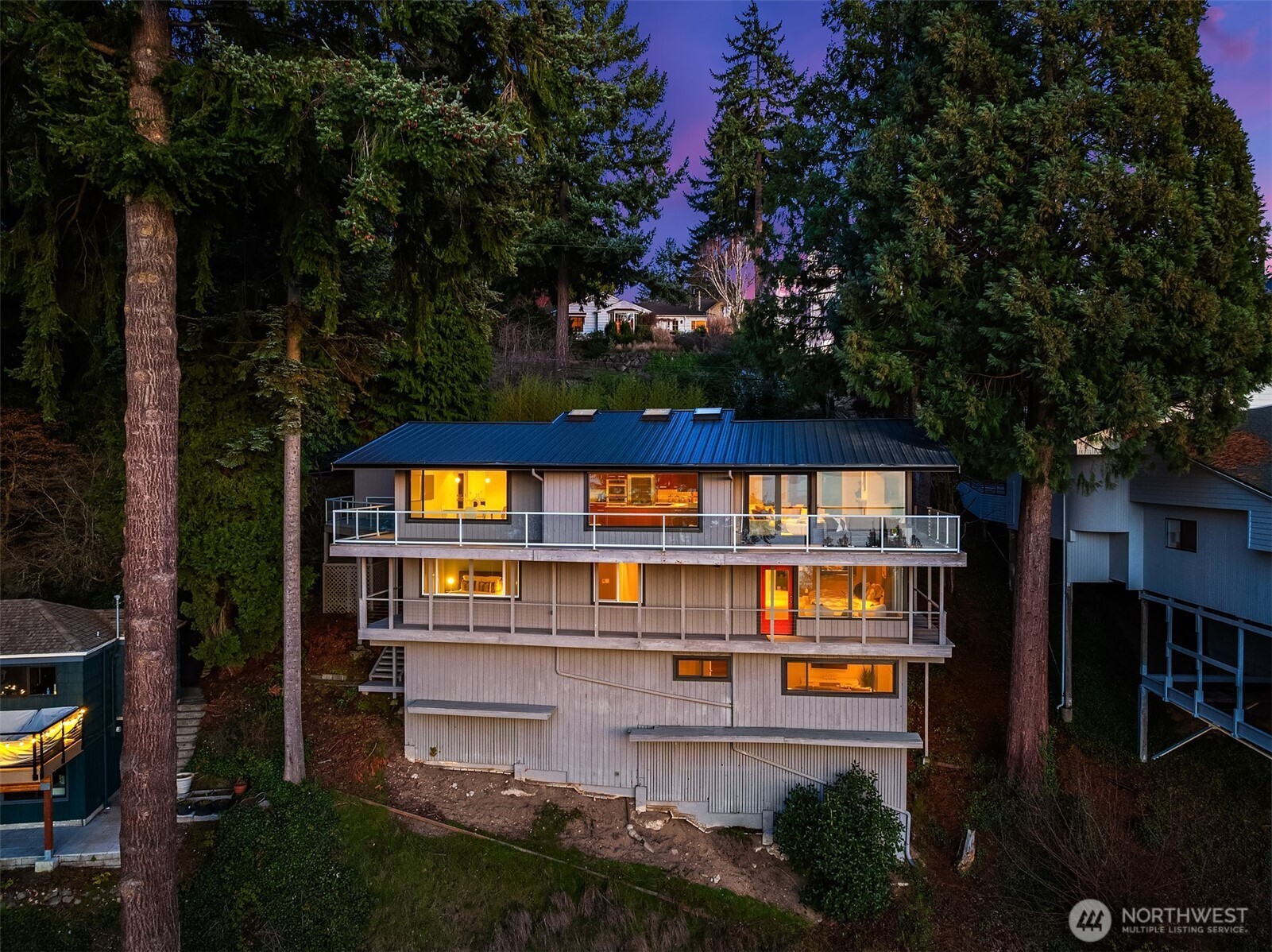 15733 25th Avenue SW, Burien, WA 98166