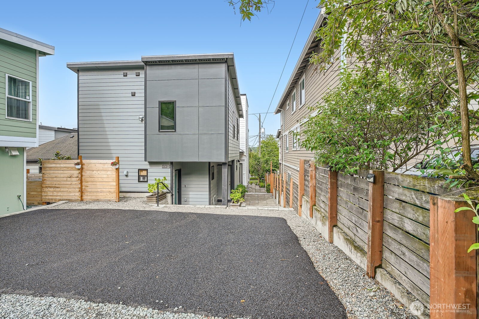 5930 18th Avenue S, Seattle, WA 98108