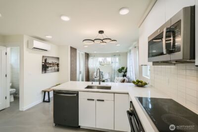 5928 18th Avenue S, Seattle, WA 98108 - Photo 11