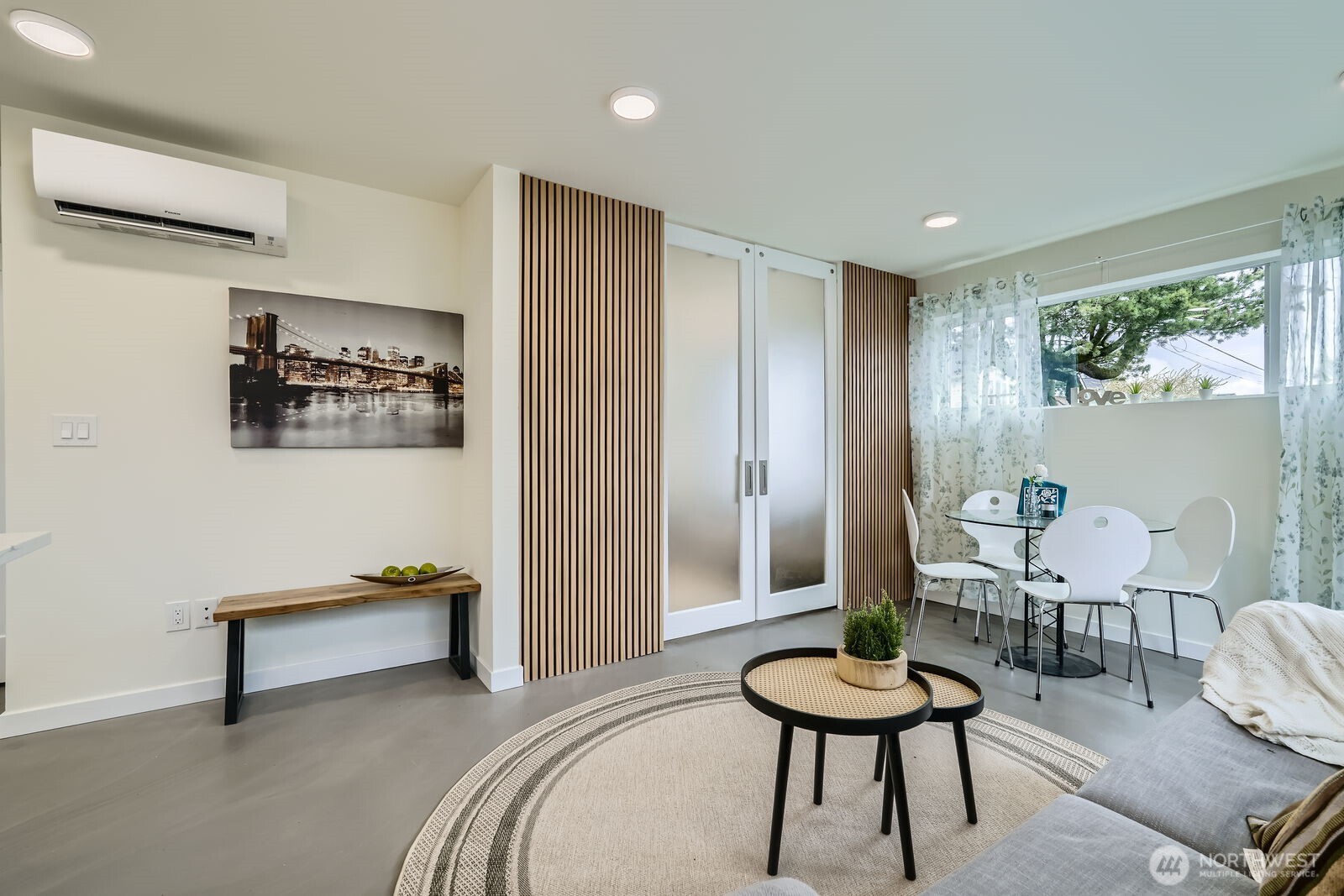 5928 18th Avenue S, Seattle, WA 98108