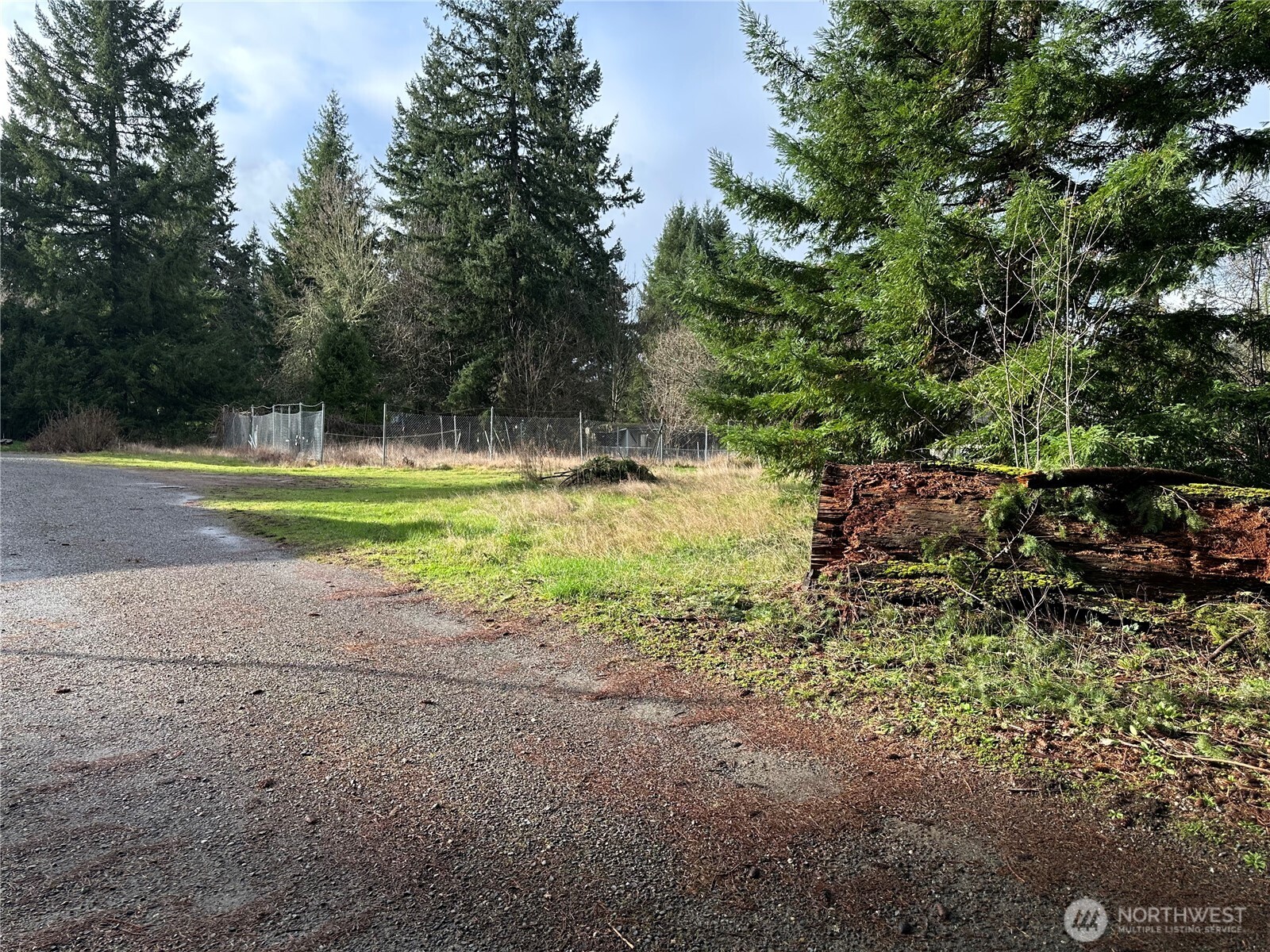 15827 Lawrence Place SE, Yelm, WA 98597