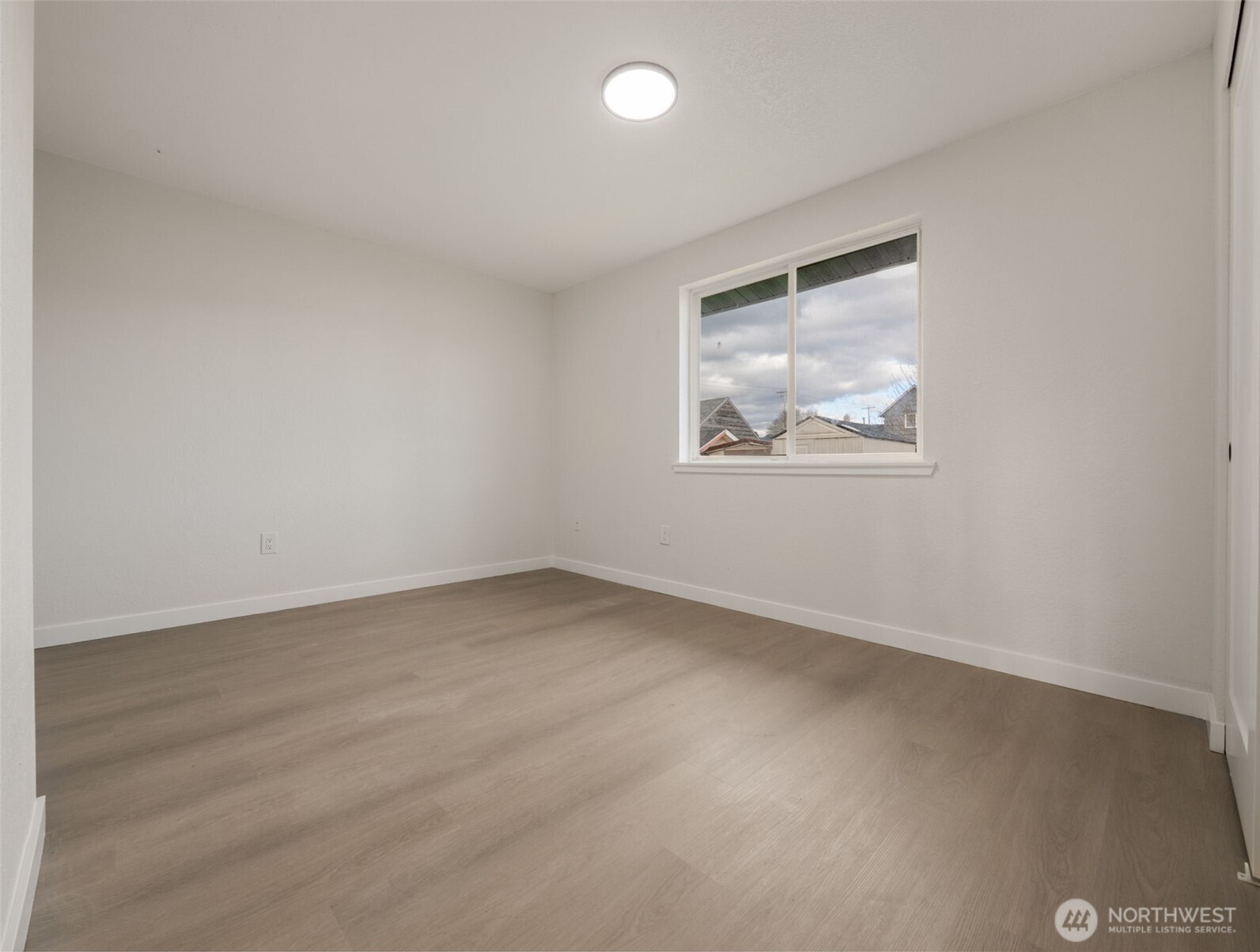 326 S Perkins Street , Buckley, WA 98321