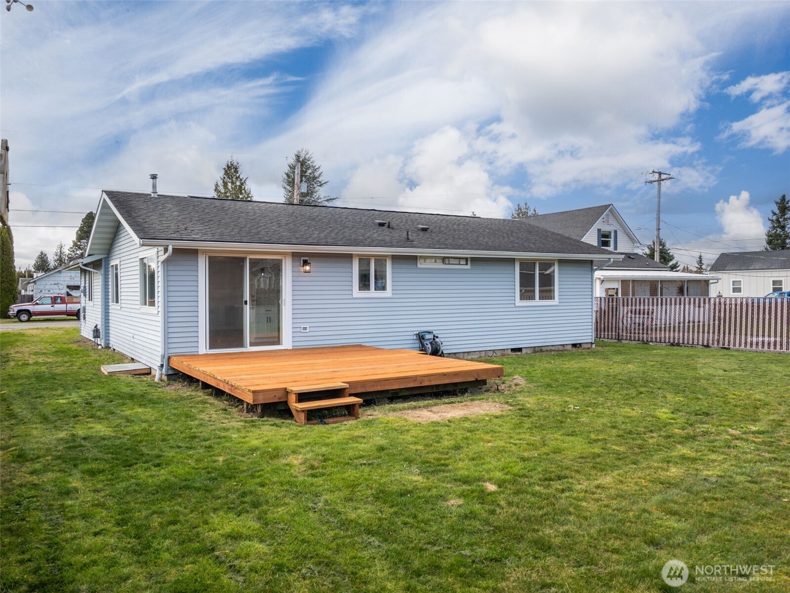 326 S Perkins Street , Buckley, WA 98321