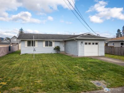 326 S Perkins Street , Buckley, WA 98321 - Photo 2