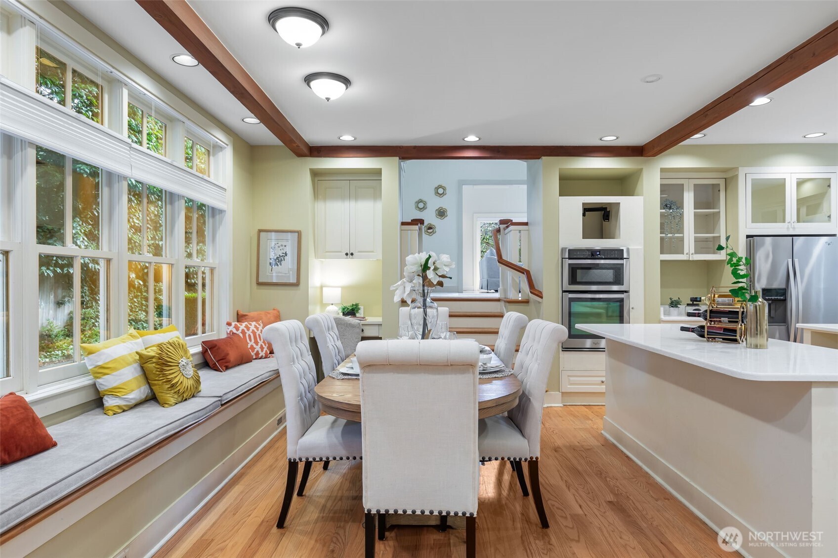 7626 NE 8th Street , Medina, WA 98039