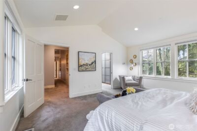 7626 NE 8th Street , Medina, WA 98039 - Photo 23