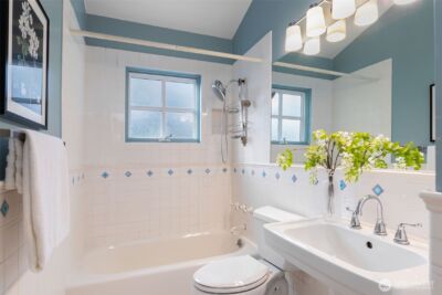 7626 NE 8th Street , Medina, WA 98039 - Photo 34