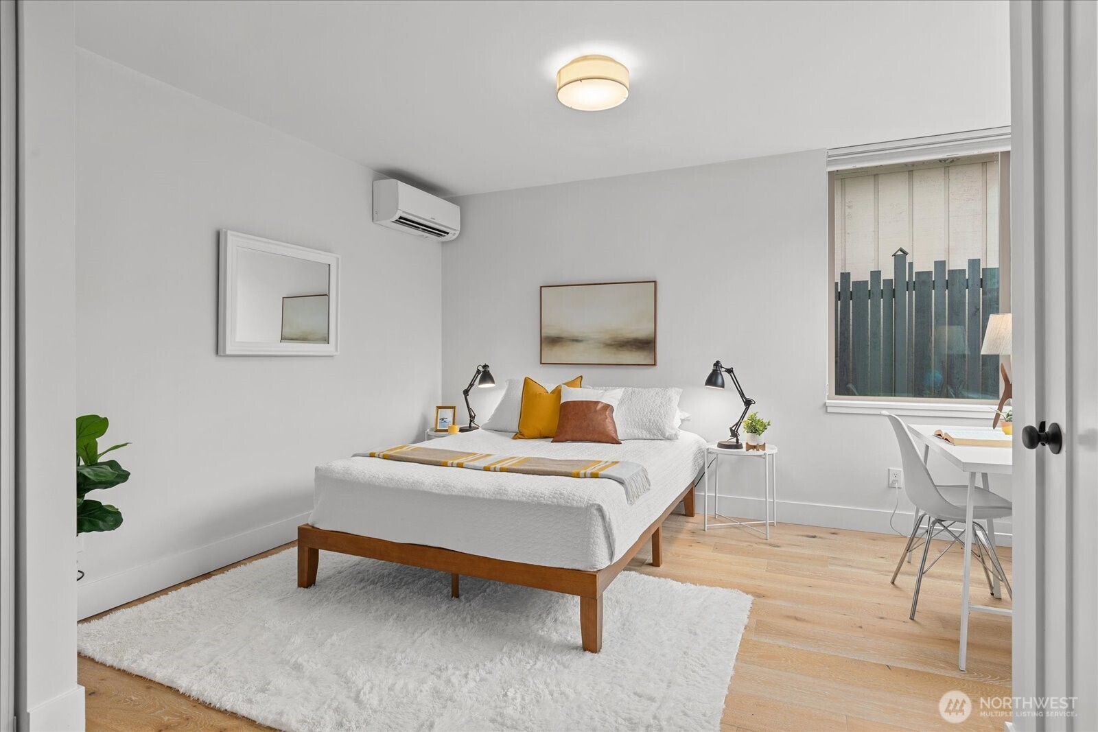 1612 California Avenue SW #B, Seattle, WA 98116