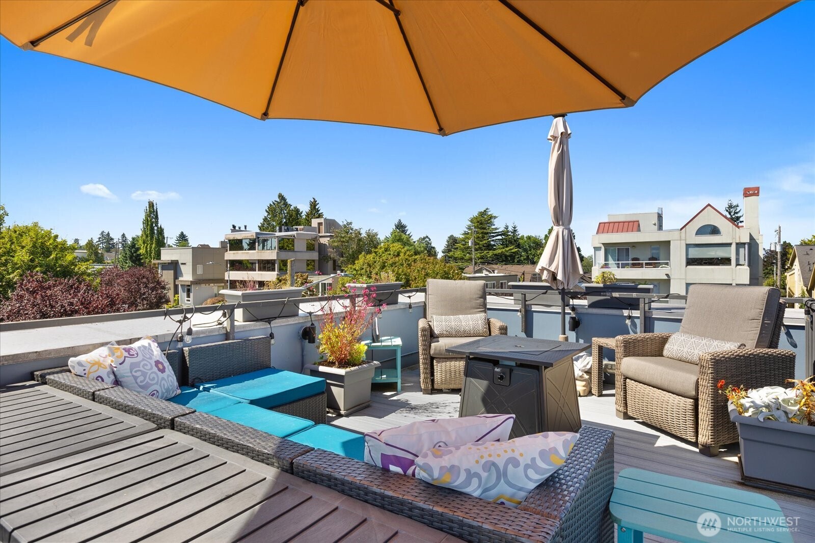 1612 California Avenue SW #B, Seattle, WA 98116