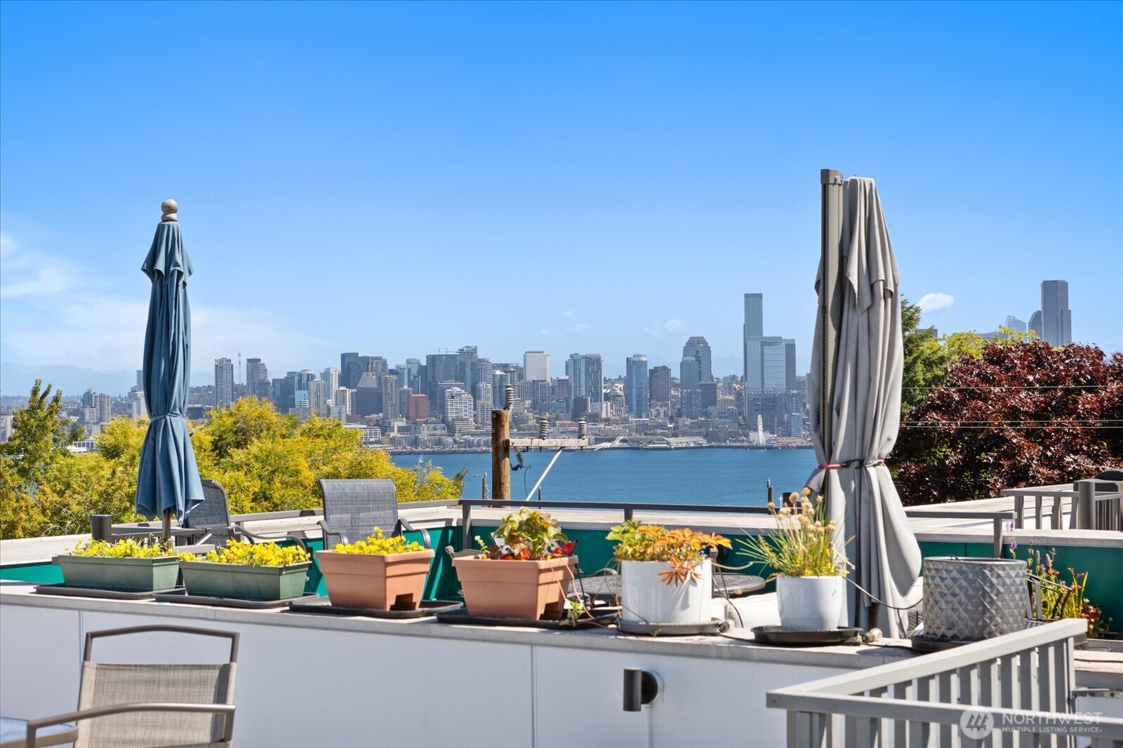 1612 California Avenue SW #B, Seattle, WA 98116