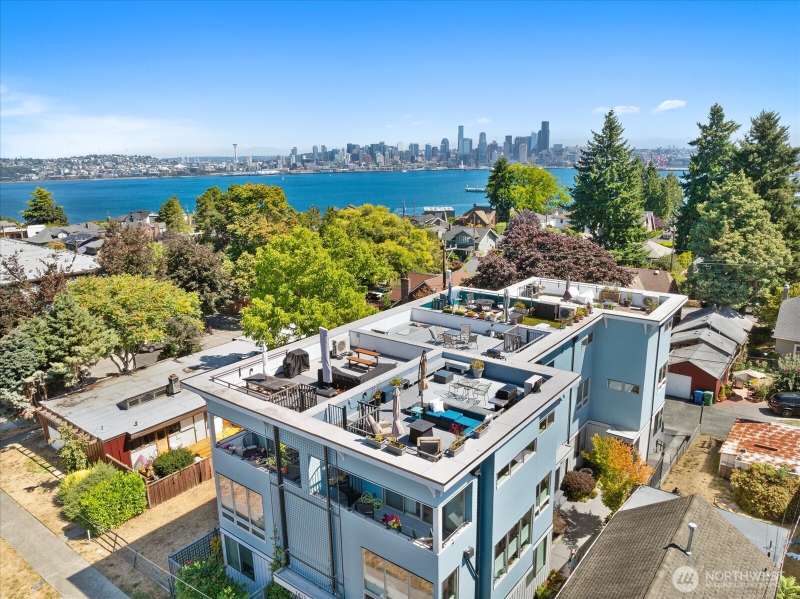 1612 California Avenue SW #B, Seattle, WA 98116