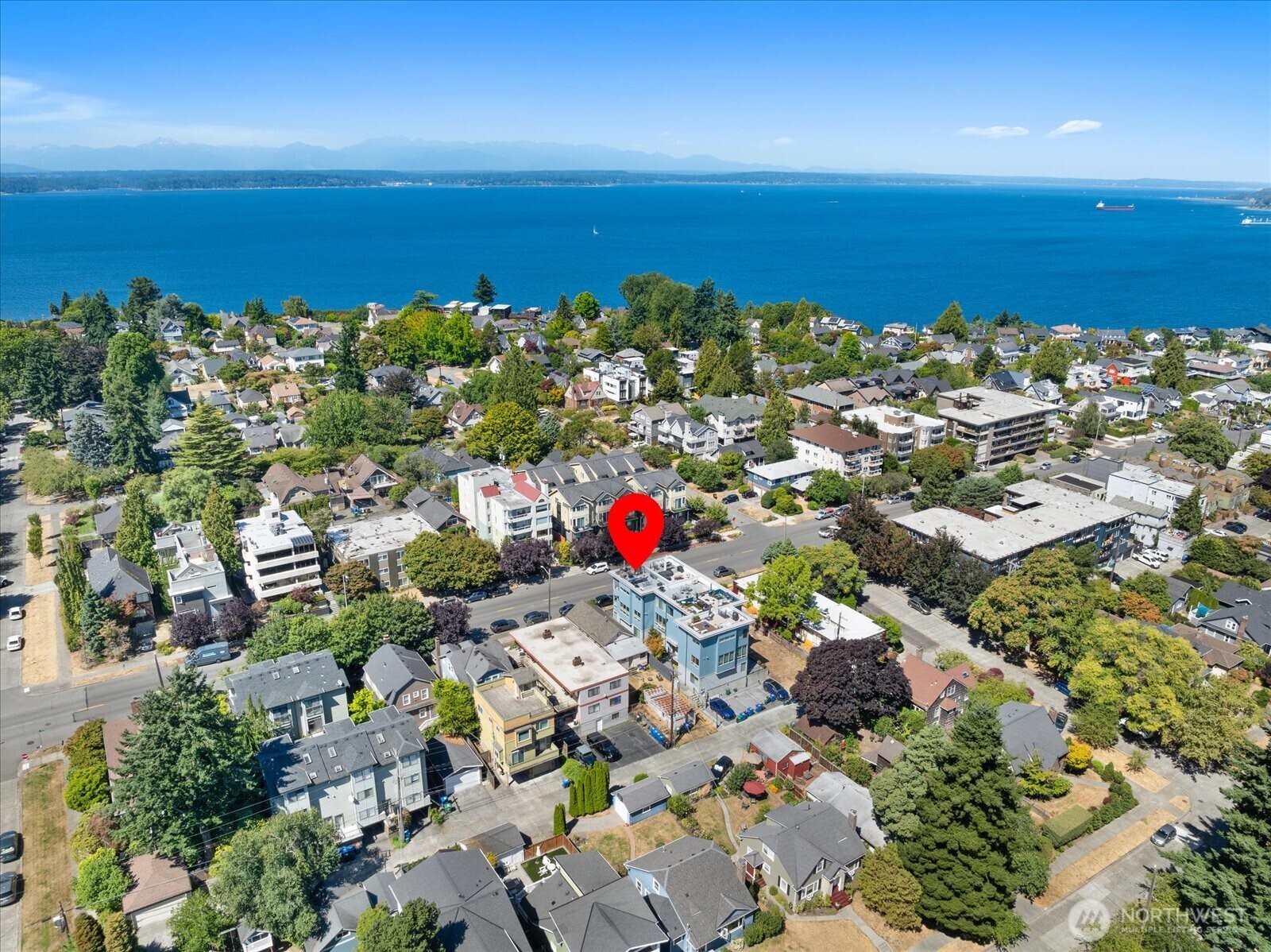 1612 California Avenue SW #B, Seattle, WA 98116