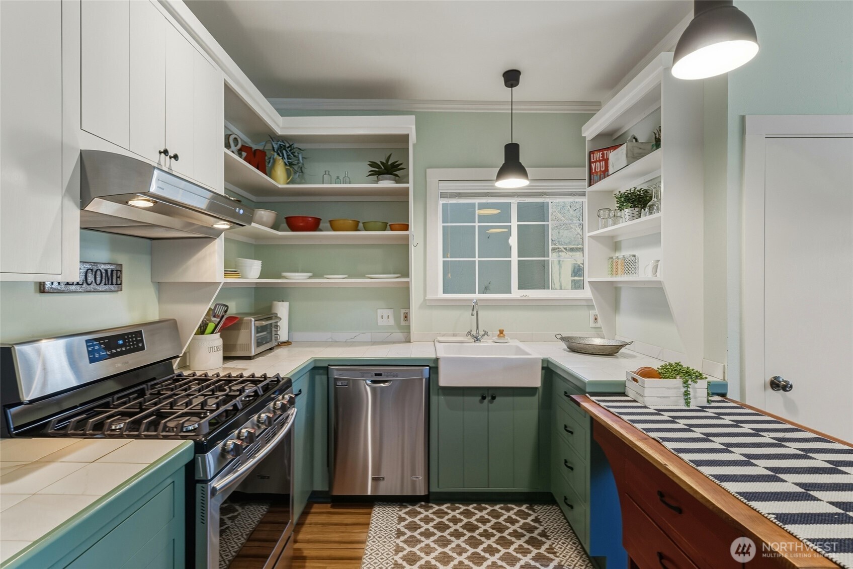 22 NW B Street , College Place, WA 99324