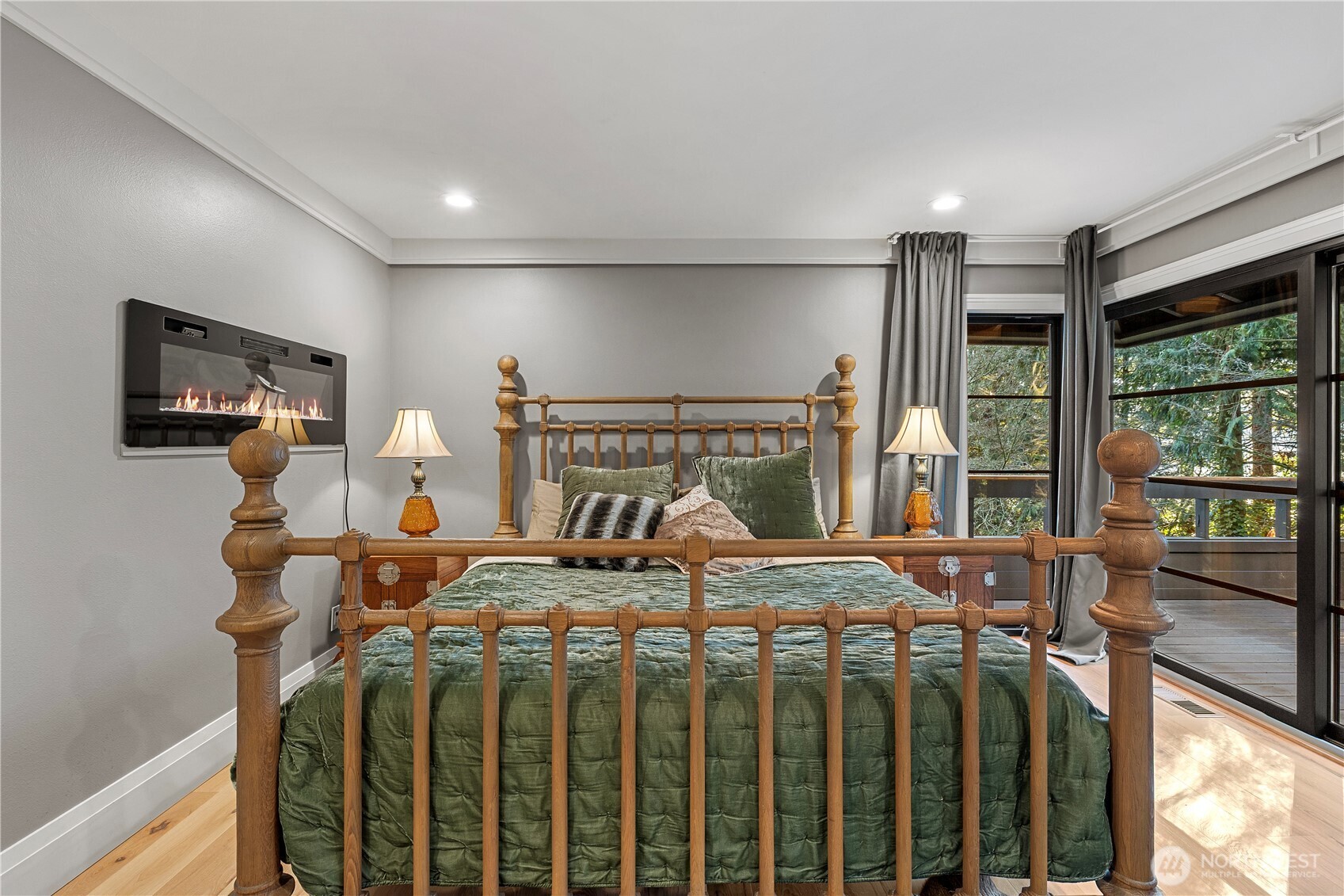 5425 96th Avenue SE, Mercer Island, WA 98040