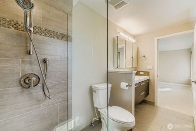 17217 NE 14th Street , Bellevue, WA 98008 - Photo 20