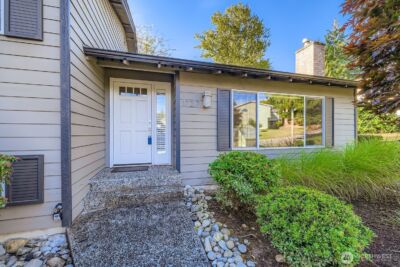 17217 NE 14th Street , Bellevue, WA 98008 - Photo 4