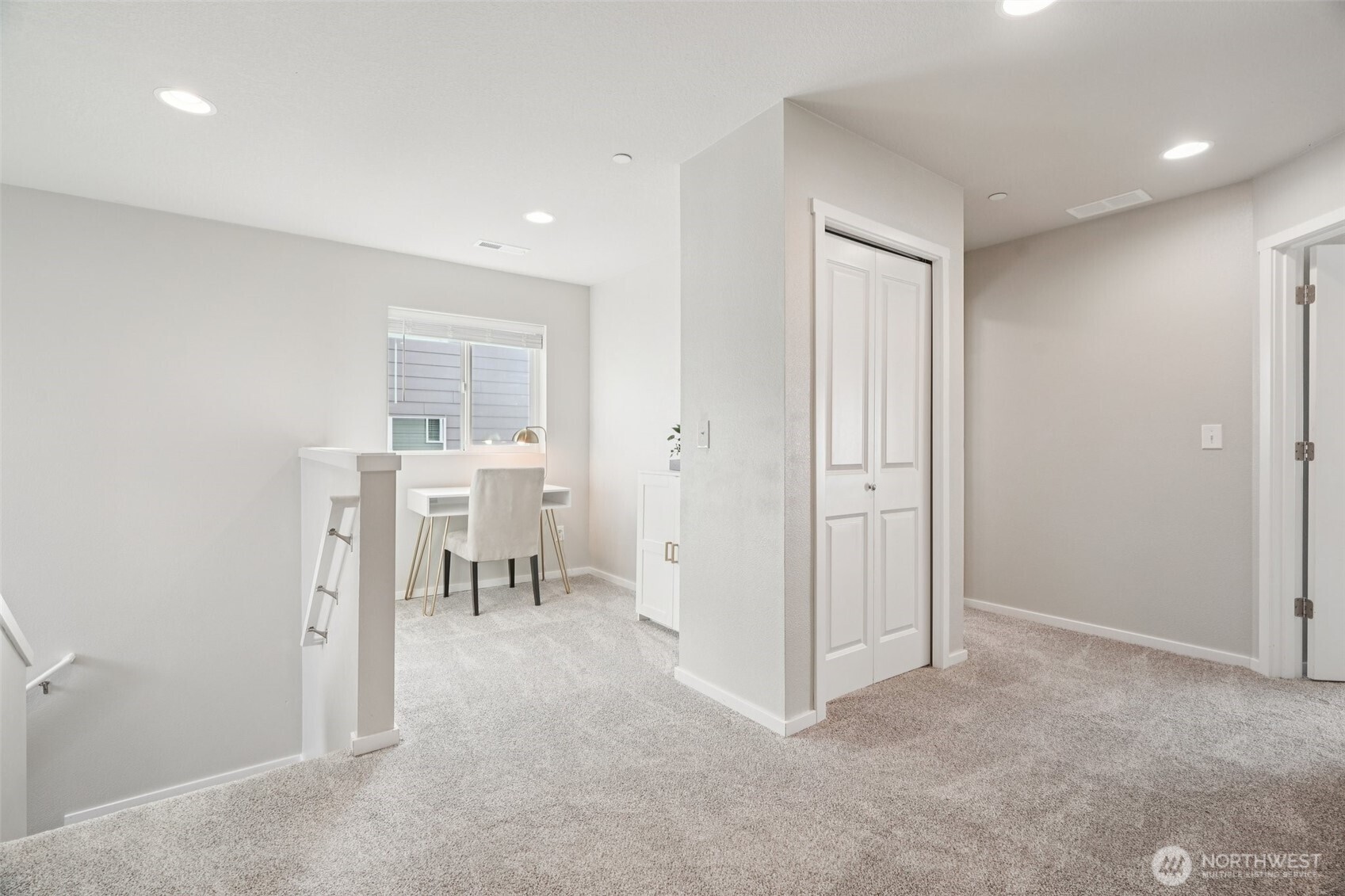 1712 NE Pioneer Lane , Camas, WA 98607