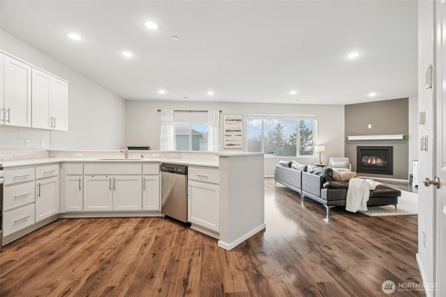 1712 NE Pioneer Lane , Camas, WA 98607