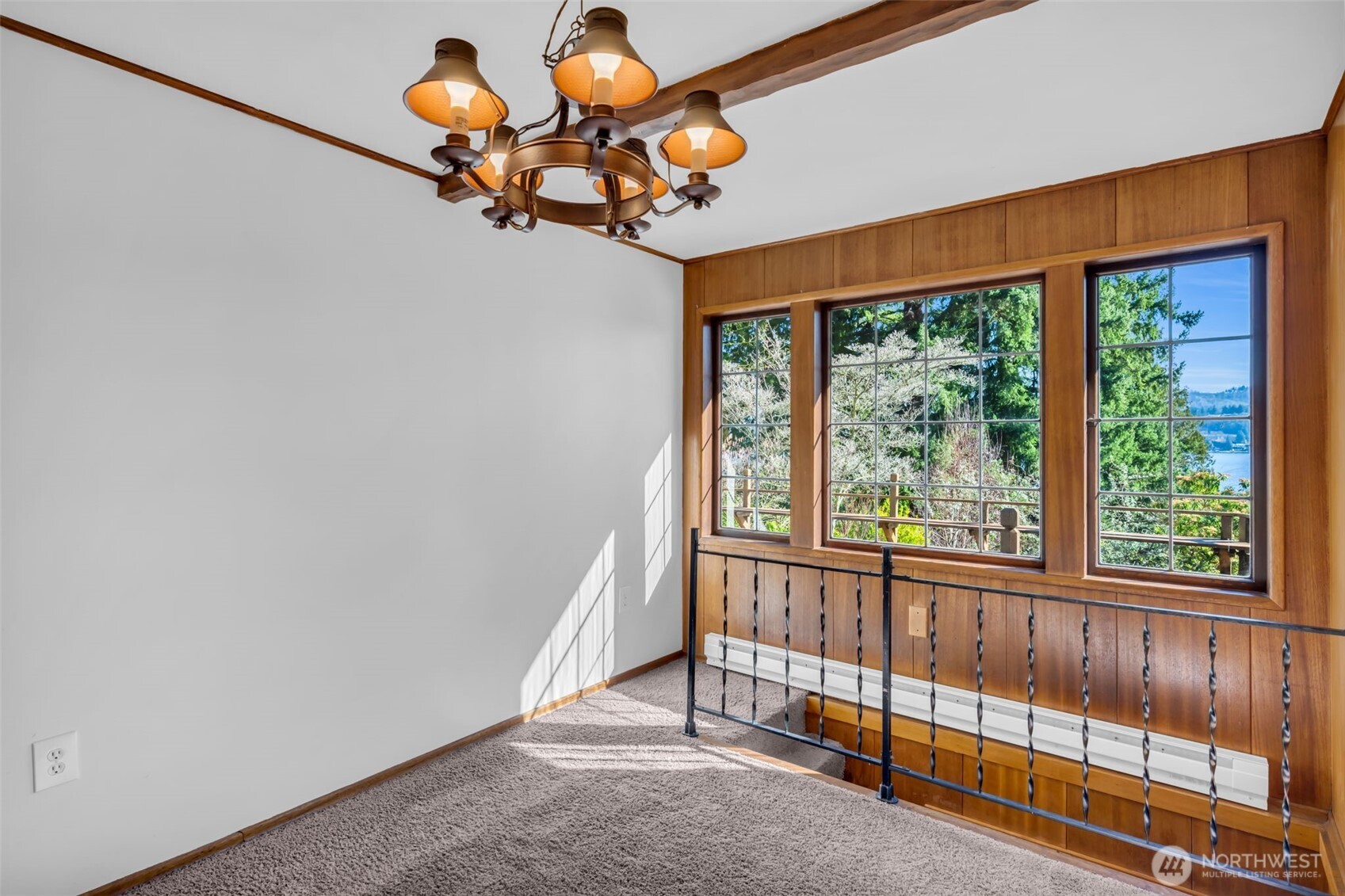 4514 Ferncroft Road , Mercer Island, WA 98040