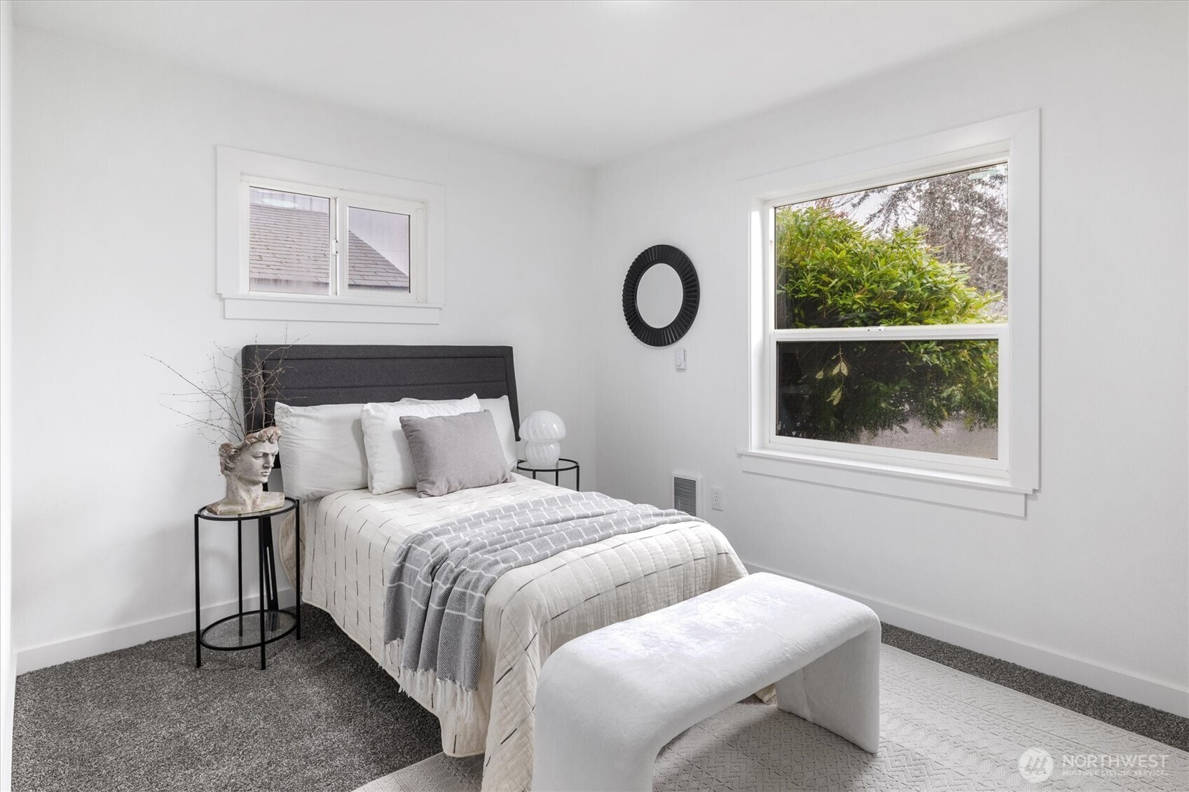 4611 S Reade St , Tacoma, WA 98409