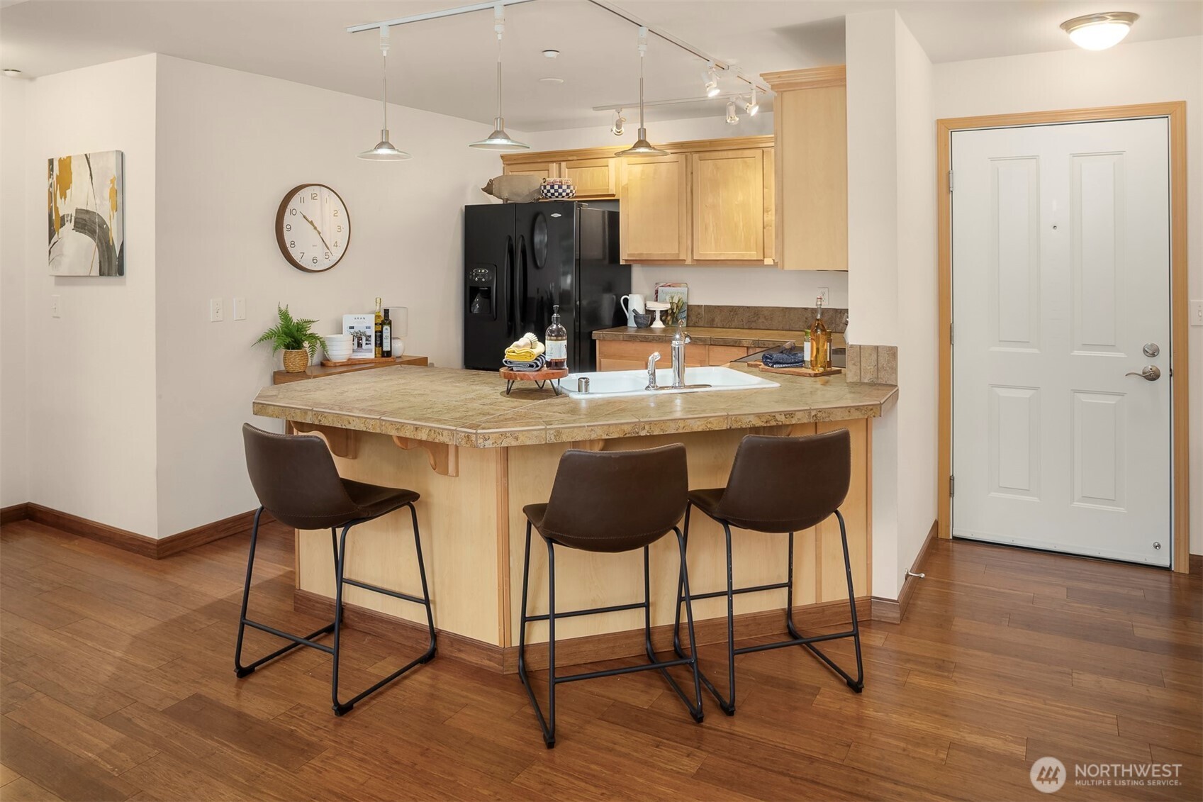 23940 NE 115th Lane #202, Redmond, WA 98053