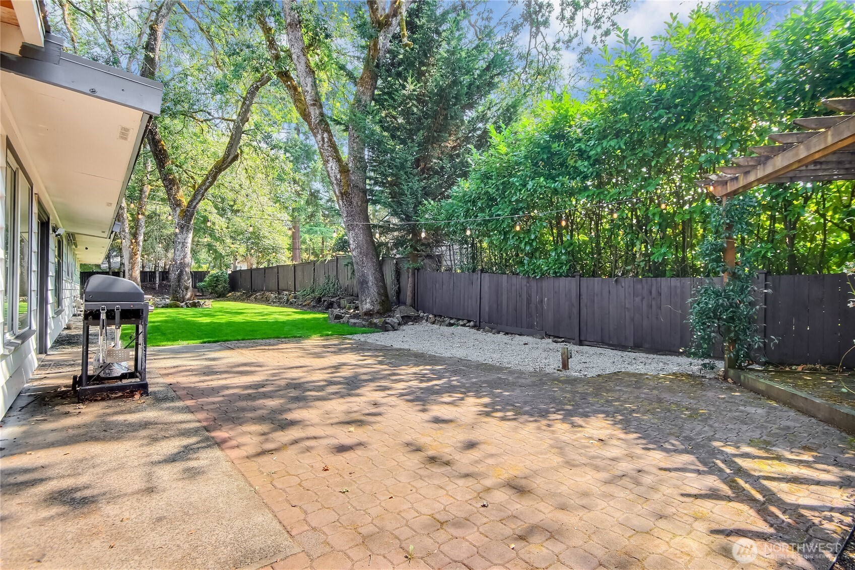 6902 Mount Tacoma Drive SW, Lakewood, WA 98499