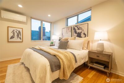 4413 Meridian Avenue N, Seattle, WA 98103 - Photo 11