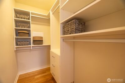 4413 Meridian Avenue N, Seattle, WA 98103 - Photo 14