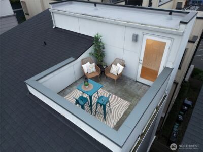 4413 Meridian Avenue N, Seattle, WA 98103 - Photo 29