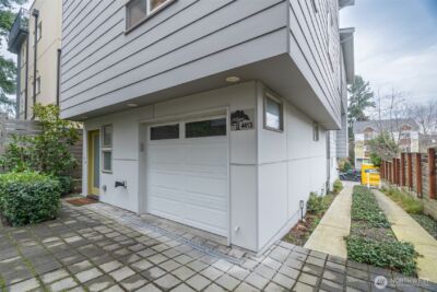 4413 Meridian Avenue N, Seattle, WA 98103 - Photo 34