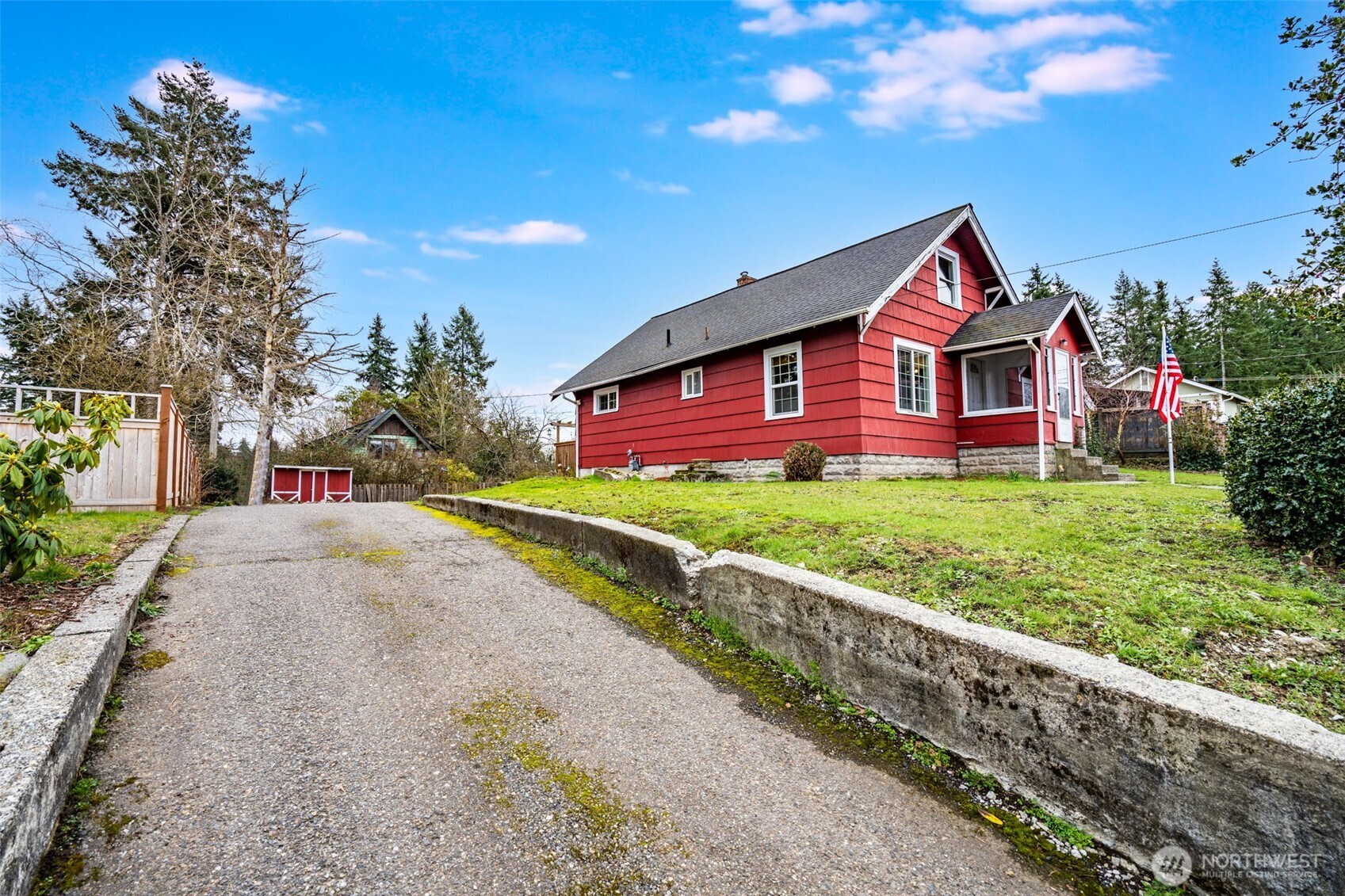 1105 S Orchard Street , Tacoma, WA 98465