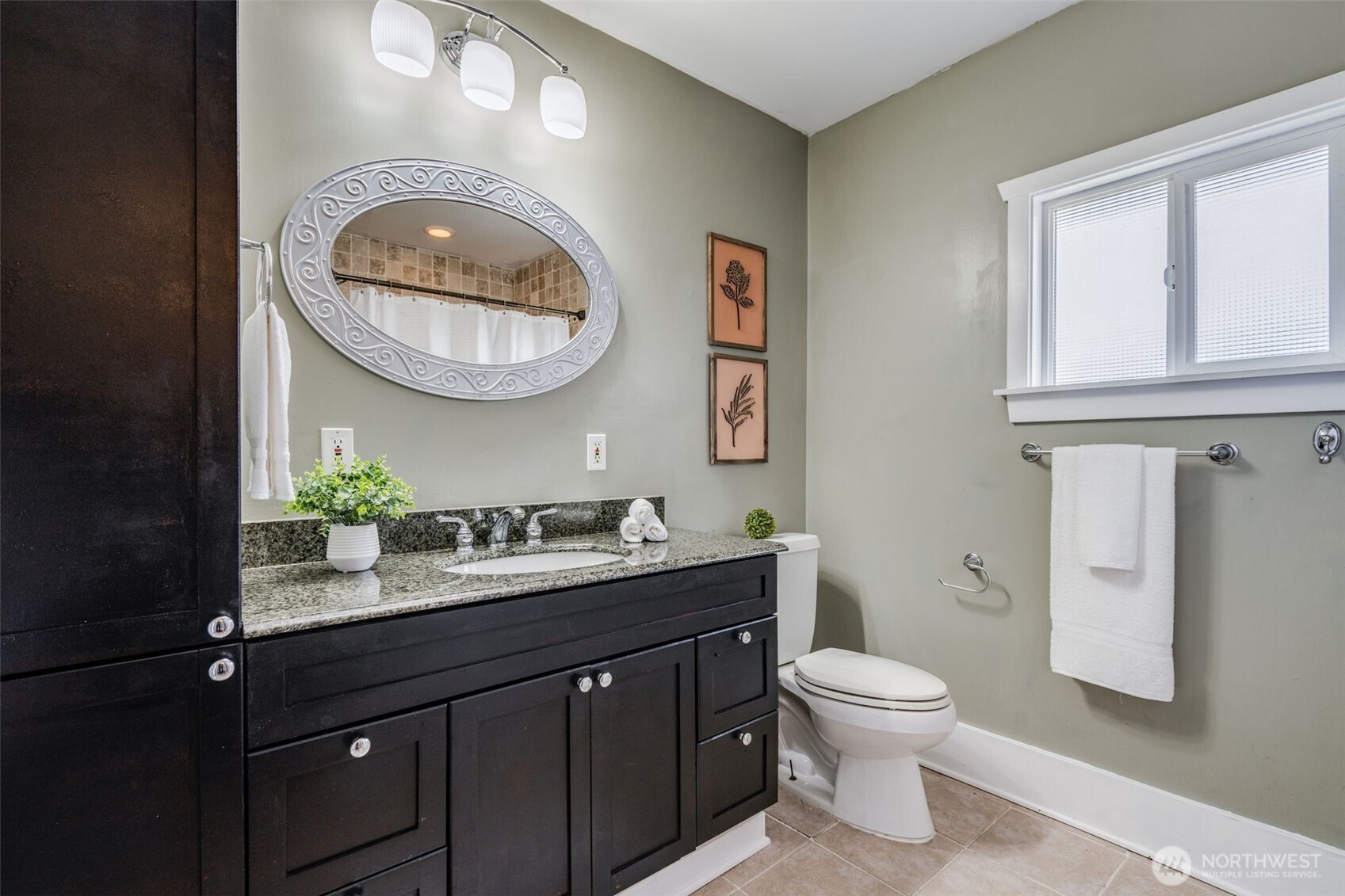 1105 S Orchard Street , Tacoma, WA 98465