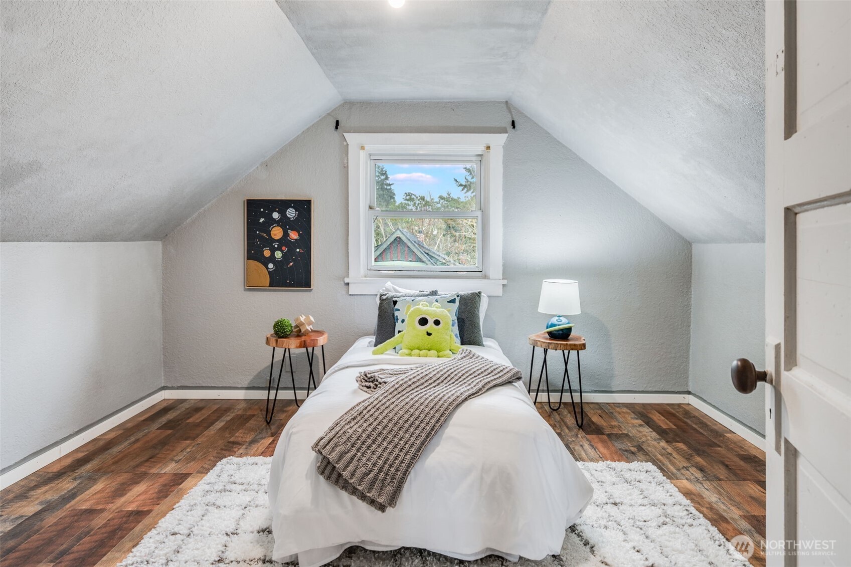 1105 S Orchard Street , Tacoma, WA 98465