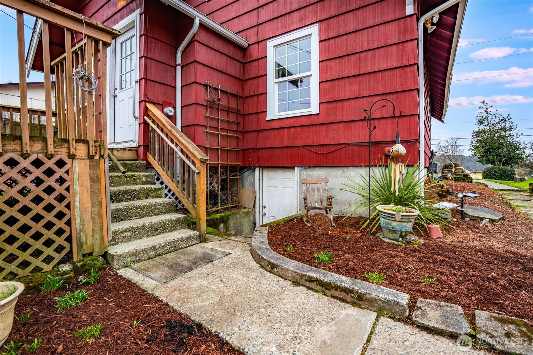 1105 S Orchard Street , Tacoma, WA 98465
