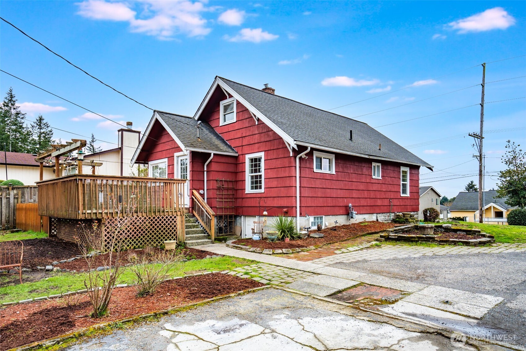 1105 S Orchard Street , Tacoma, WA 98465