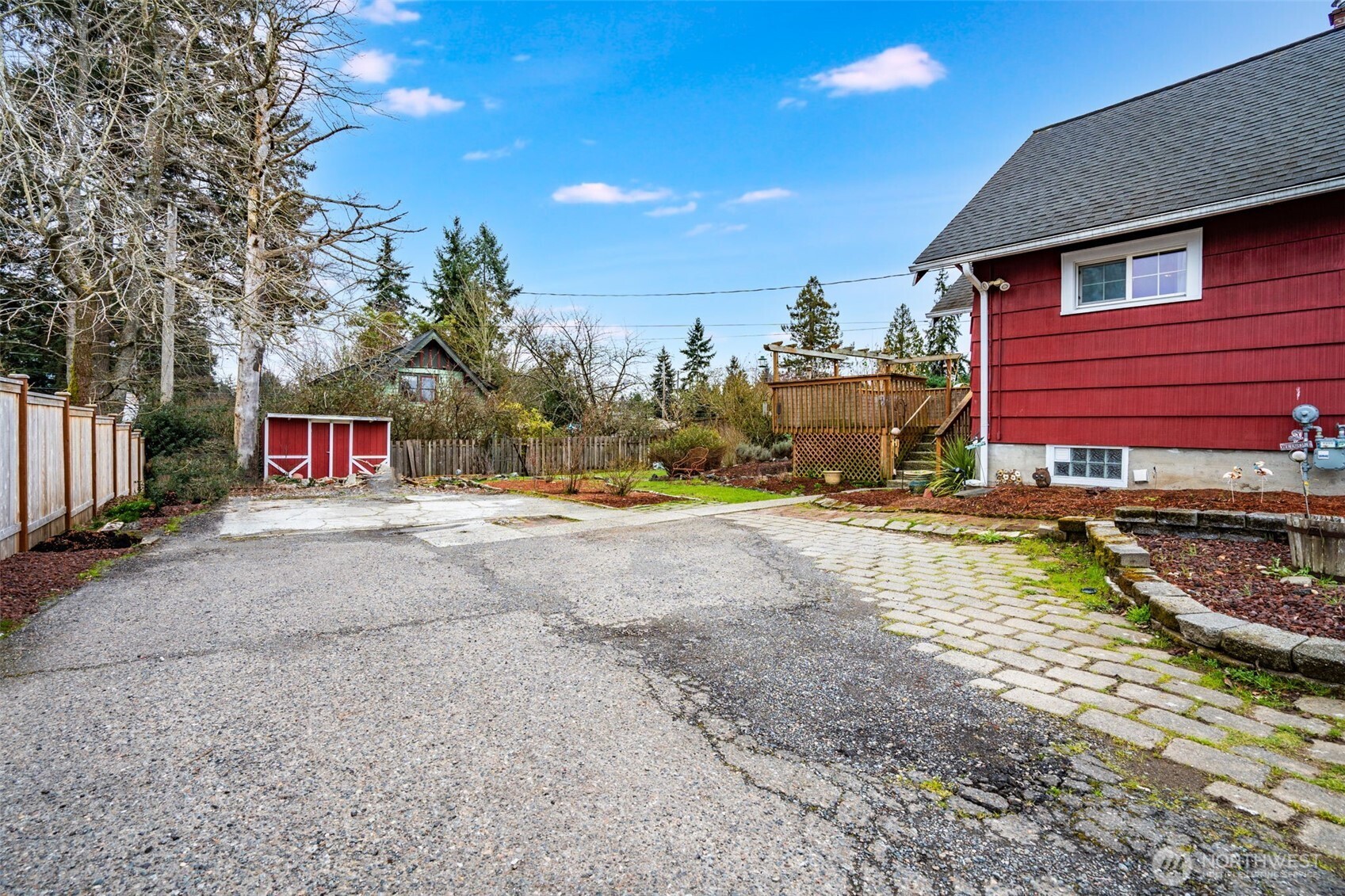 1105 S Orchard Street , Tacoma, WA 98465