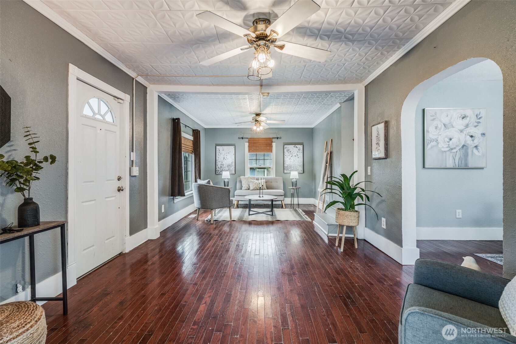 1105 S Orchard Street , Tacoma, WA 98465