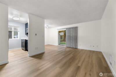 12510 NE 130th Way #B106, Kirkland, WA 98034 - Photo 7