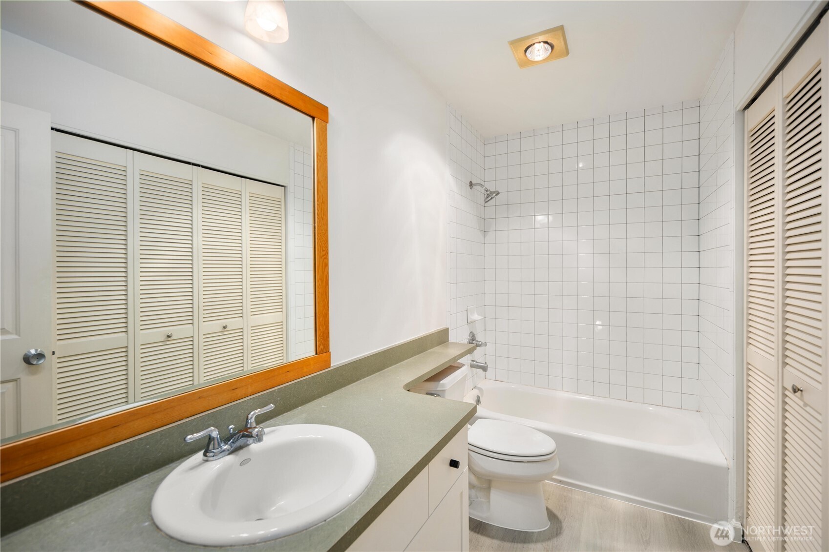 112 22nd Avenue #B, Seattle, WA 98122