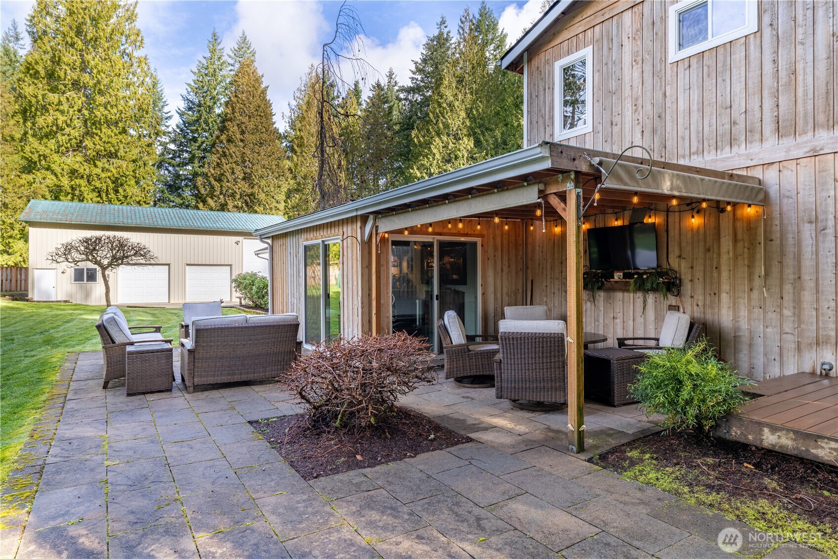 4545 Steamboat Island Road NW, Olympia, WA 98502