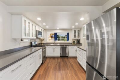 13316 NE 89th Street , Redmond, WA 98052 - Photo 8