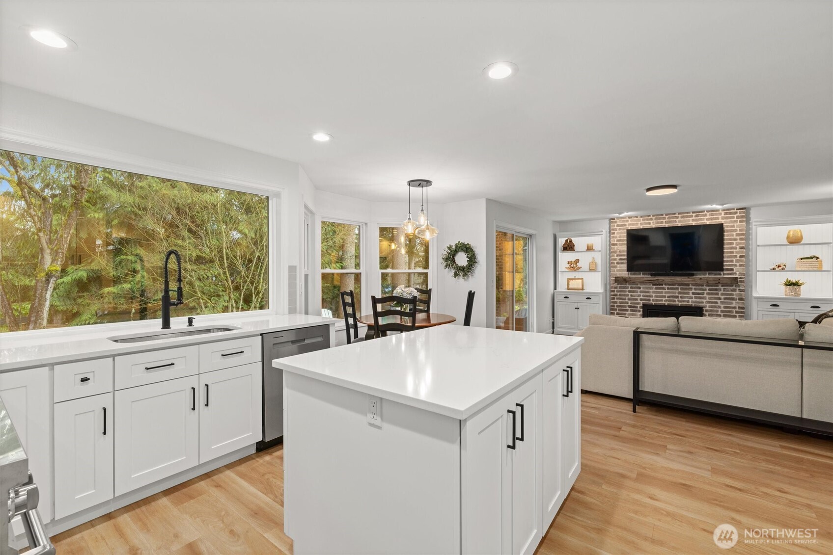 14145 174th Place NE, Redmond, WA 98052